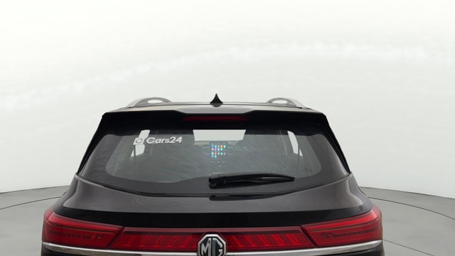 View MG Hector Plus Image 4 Used MG Hector Plus Image 4