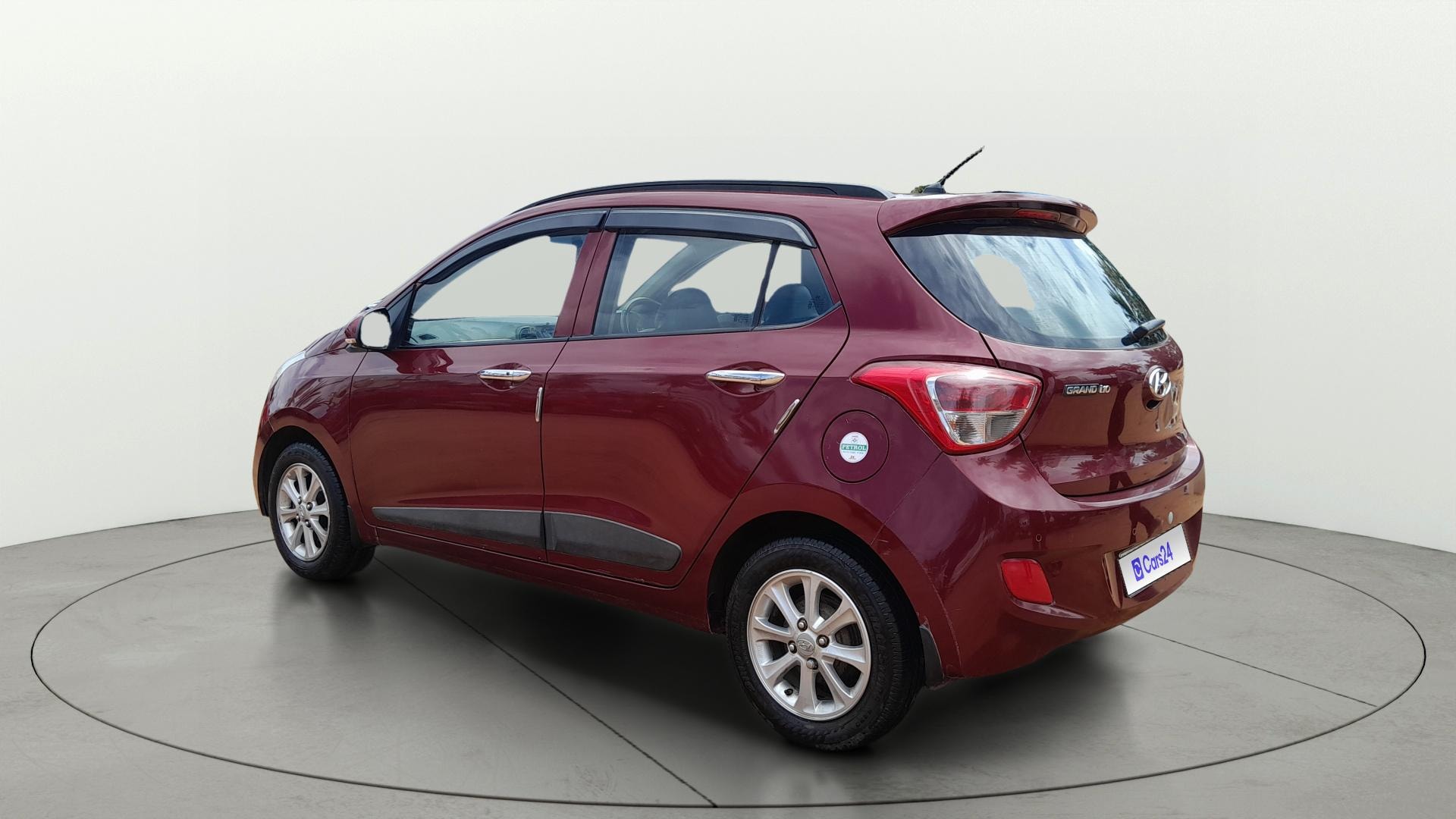 View 2014 Hyundai Grand i10 Asta AT 1.2 Kappa VTVT Image 2 Used 2014 Hyundai Grand i10 Asta AT 1.2 Kappa VTVT Image 2
