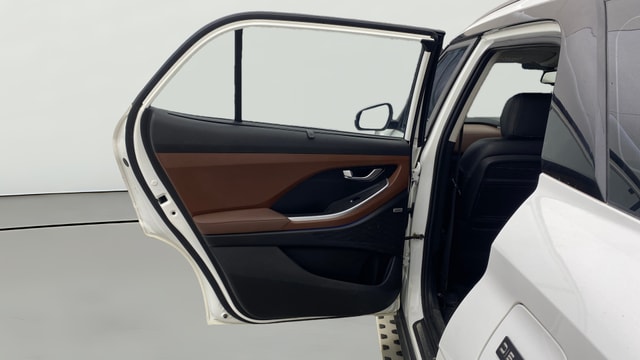 View Hyundai Alcazar Image 16 Used Hyundai Alcazar Image 16
