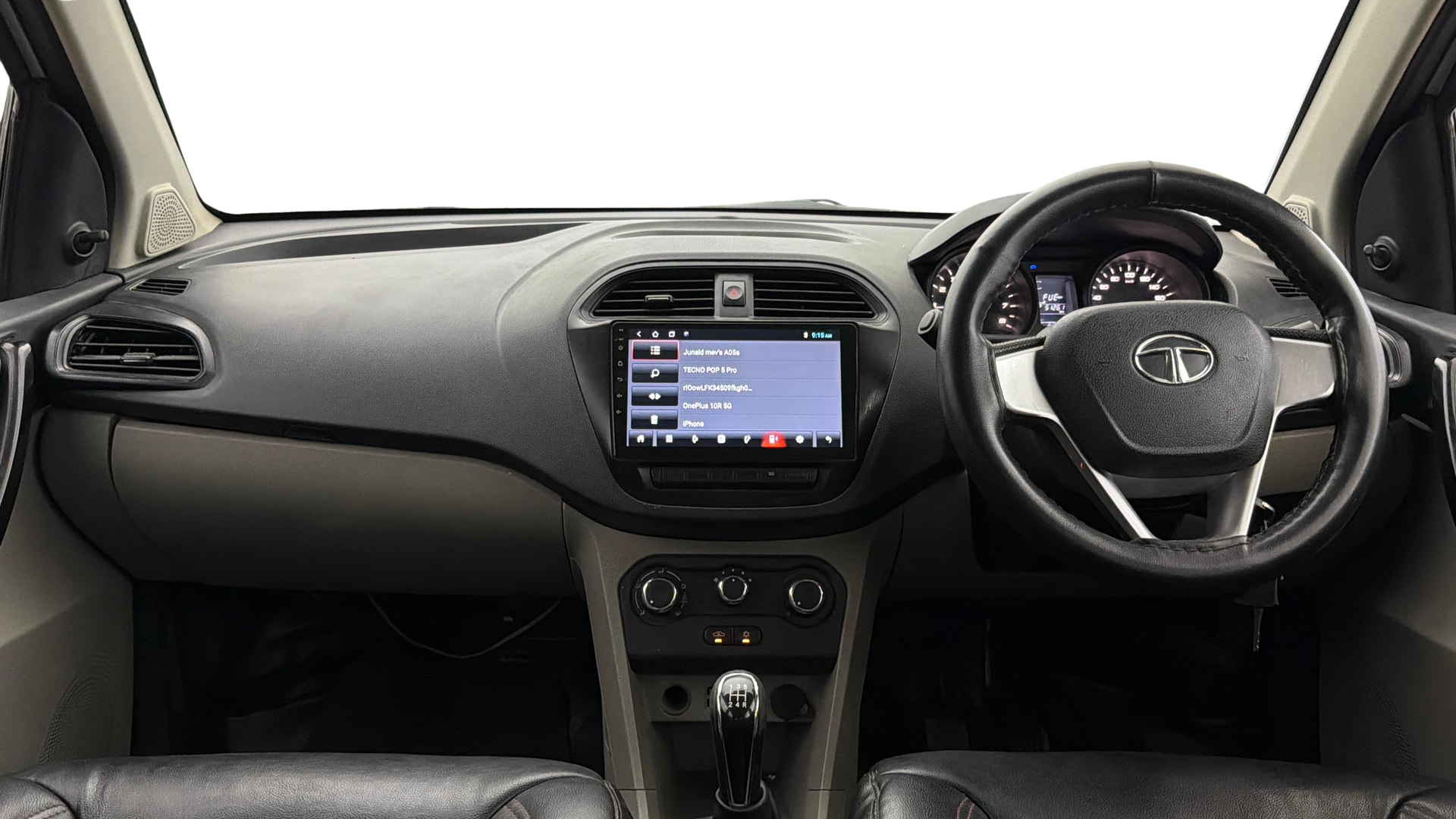 View 2017 Tata Tiago Revotorq XB Image 15 Used 2017 Tata Tiago Revotorq XB Image 15