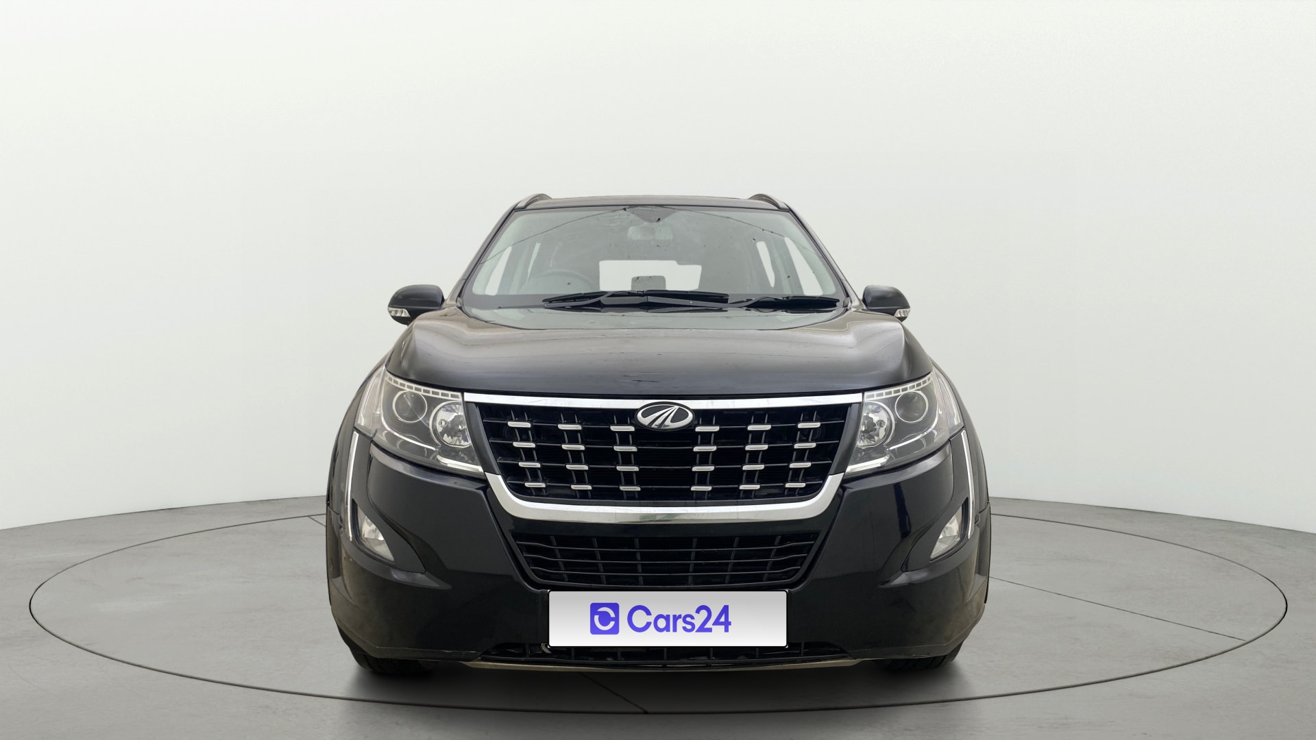 Used 2018 Mahindra XUV500 Used 2018 Mahindra XUV500