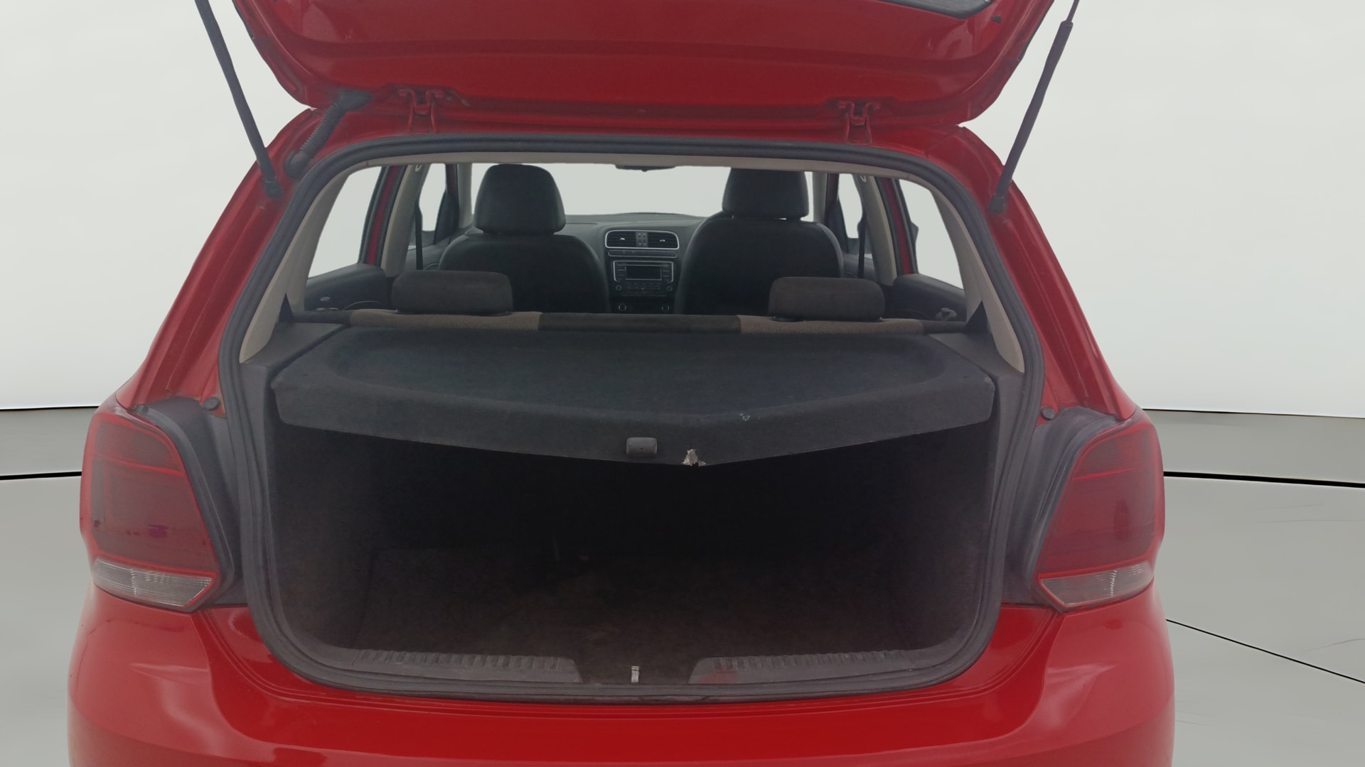 View 2015 Volkswagen Polo GT TSI Image 37 Used 2015 Volkswagen Polo GT TSI Image 37