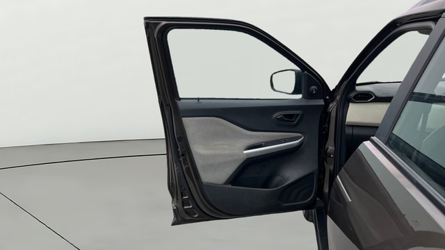 View Nissan Magnite Image 30 Used Nissan Magnite Image 30