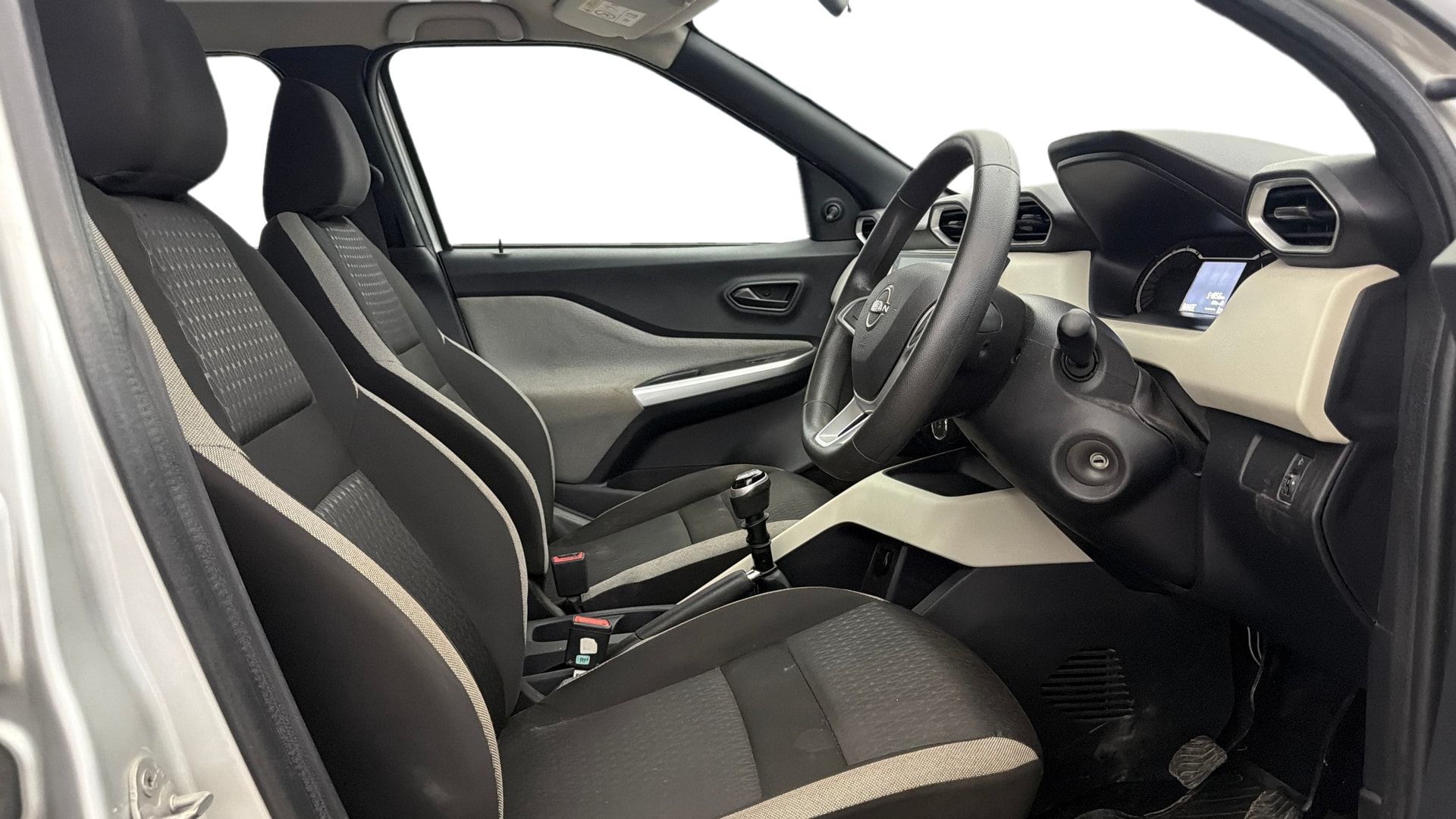 View 2022 Nissan Magnite XE Image 26 Used 2022 Nissan Magnite XE Image 26