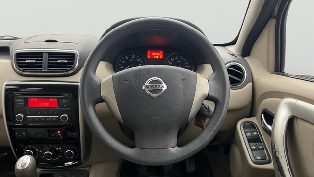 View Nissan Terrano Image 12 Used Nissan Terrano Image 12