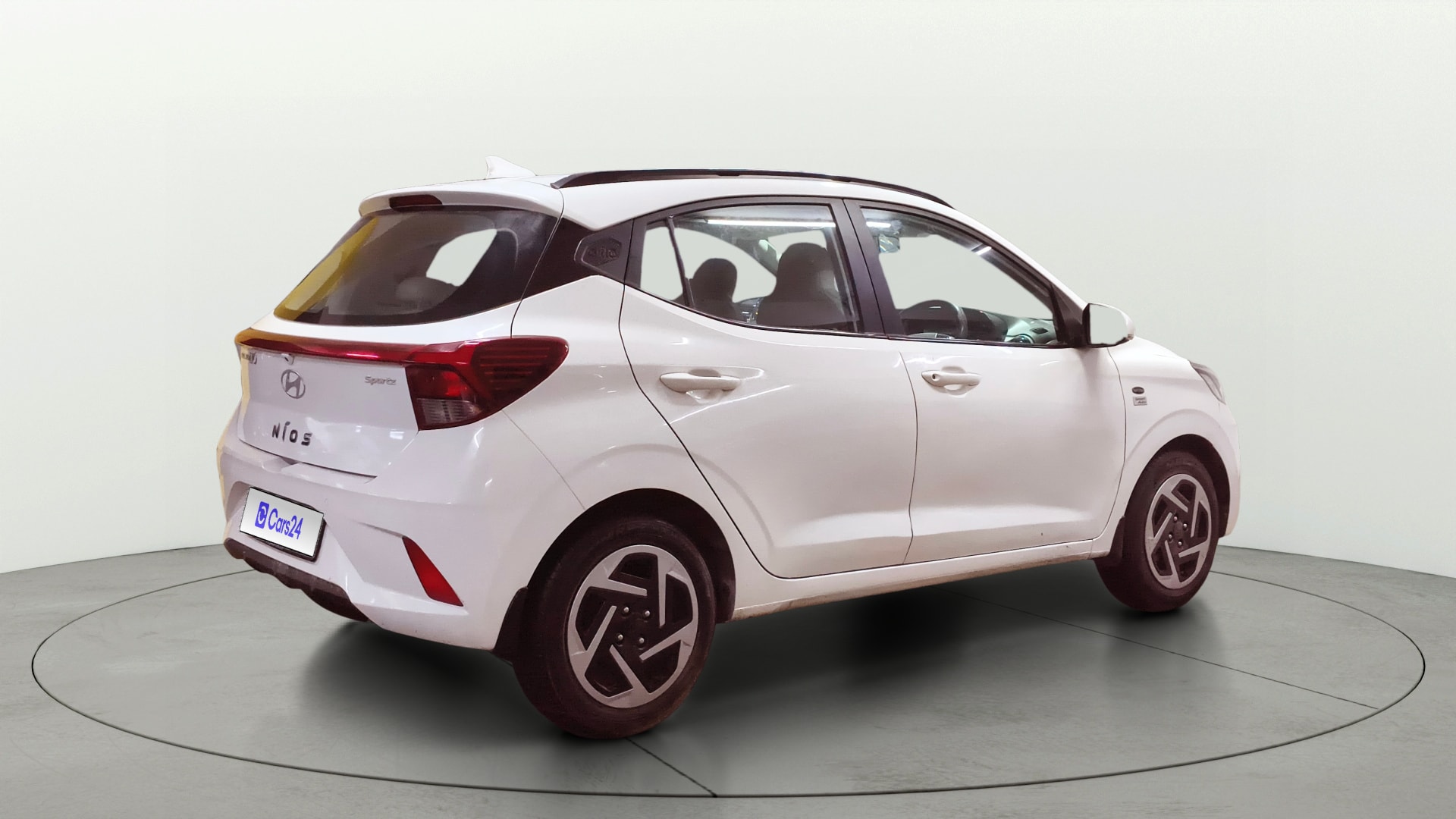 View 2023 Hyundai Grand i10 Nios Sportz Petrol AMT Image 44 Used 2023 Hyundai Grand i10 Nios Sportz Petrol AMT Image 44