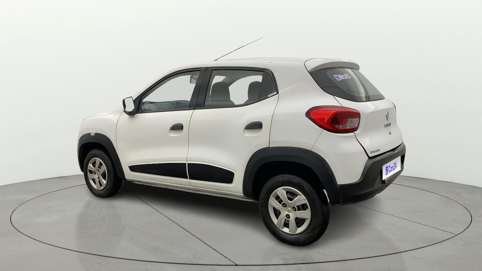 View 2015 Renault Kwid RXL Image 2 Used 2015 Renault Kwid RXL Image 2