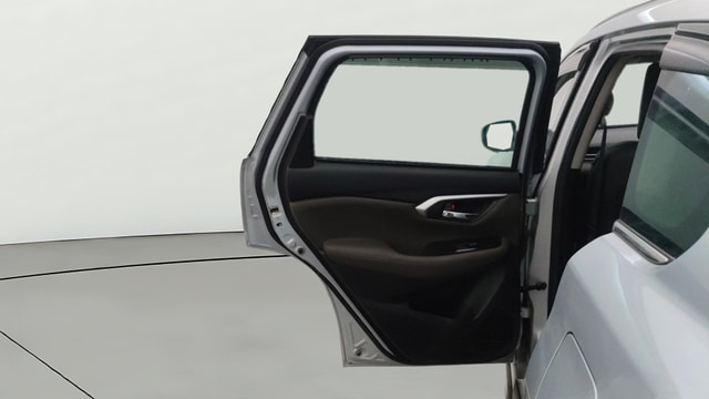 View Toyota Urban Cruiser Hyryder Image 23 Used Toyota Urban Cruiser Hyryder Image 23