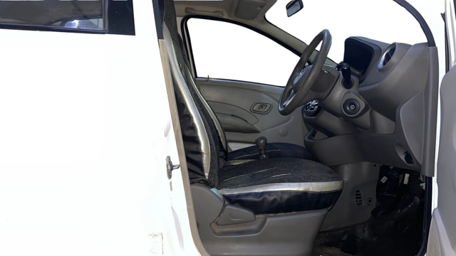 View Datsun Redi GO Image 25 Used Datsun Redi GO Image 25