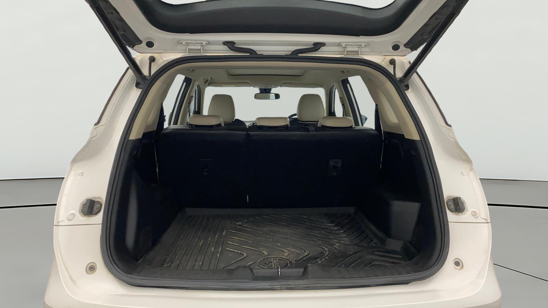 View 2021 MG Hector Sharp Diesel Image 42 Used 2021 MG Hector Sharp Diesel Image 42