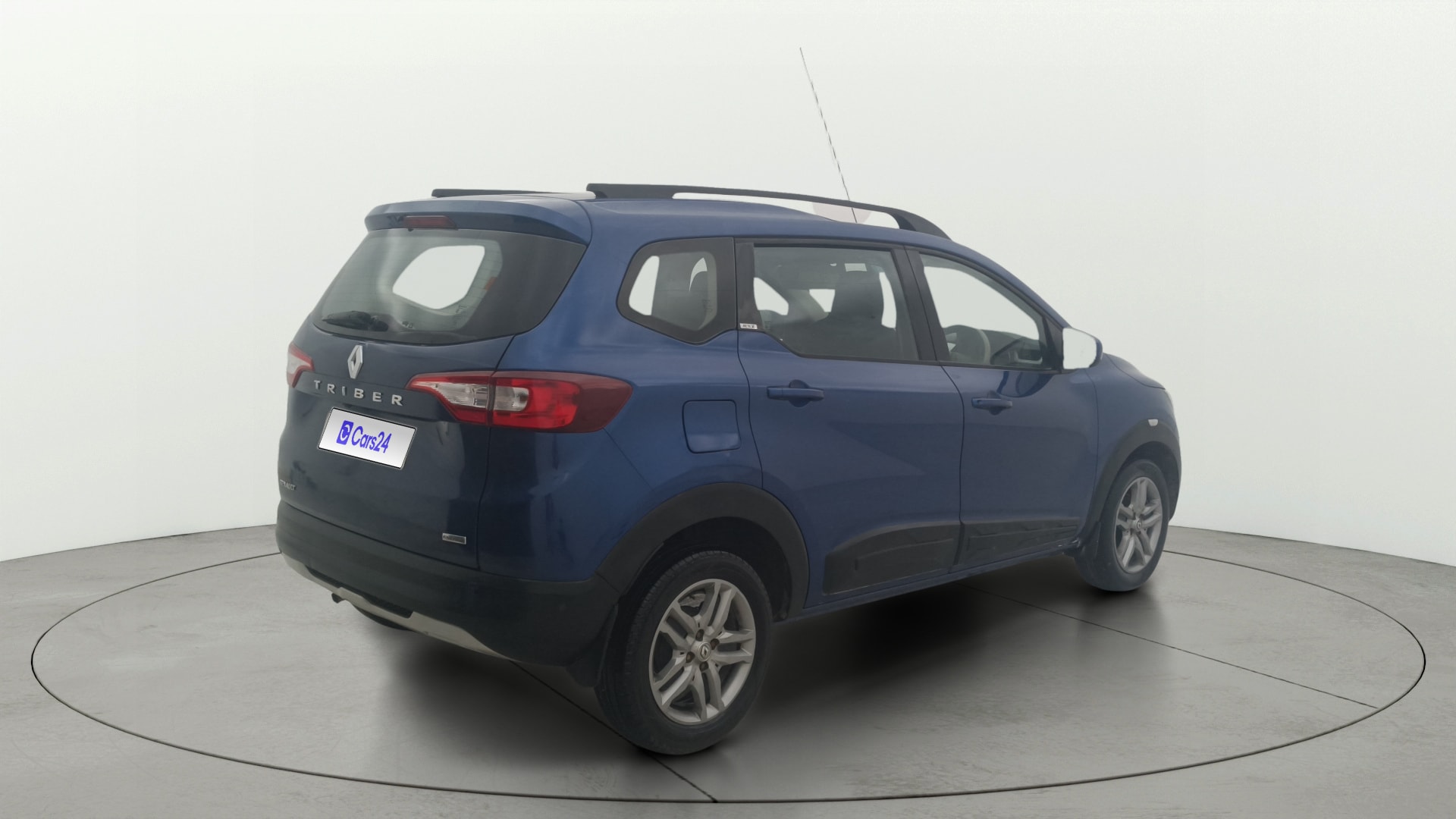 View 2019 Renault Triber RXZ Image 45 Used 2019 Renault Triber RXZ Image 45