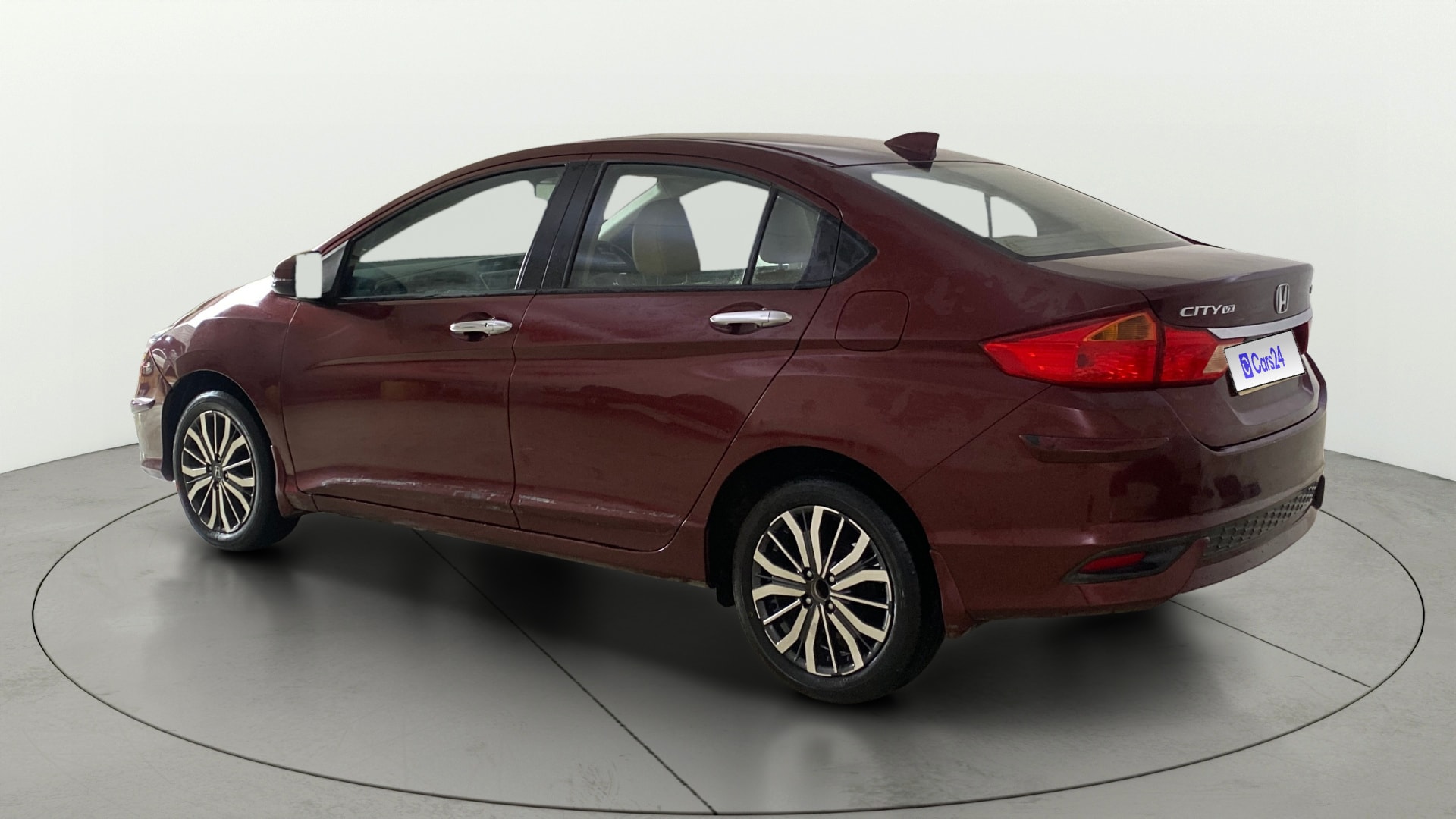 View 2017 Honda City ZX MT Diesel Anniversary Edition Image 2 Used 2017 Honda City ZX MT Diesel Anniversary Edition Image 2