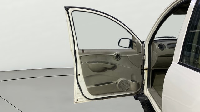 View Mahindra Quanto Image 31 Used Mahindra Quanto Image 31