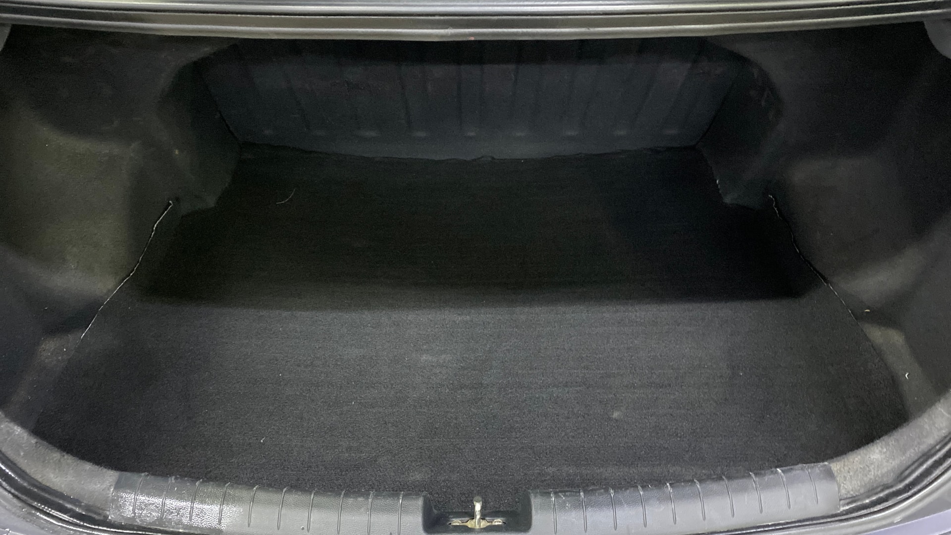 View 2018 Hyundai Xcent E Petrol Image 43 Used 2018 Hyundai Xcent E Petrol Image 43