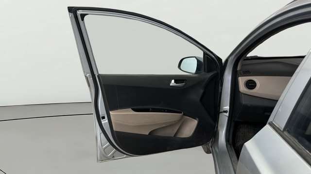 View Hyundai Grand i10 Image 31 Used Hyundai Grand i10 Image 31