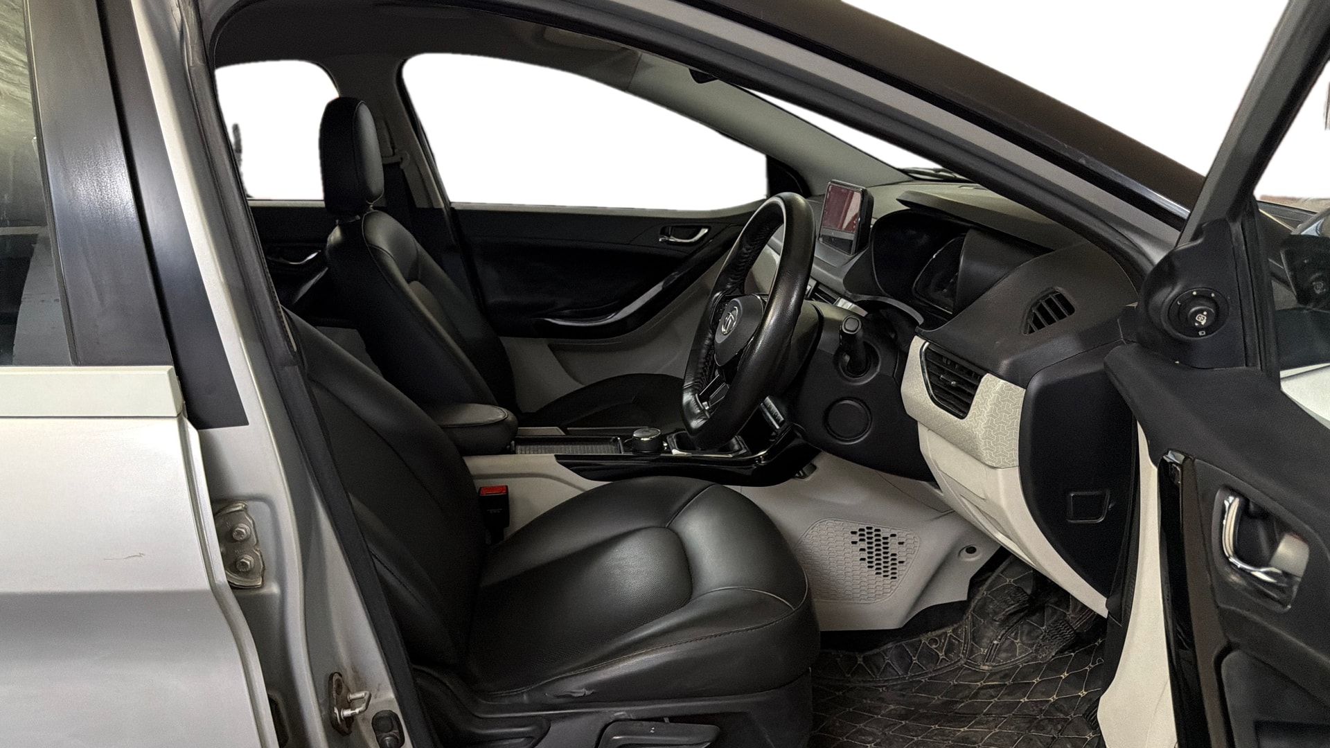Used 2020 Tata Nexon Used 2020 Tata Nexon