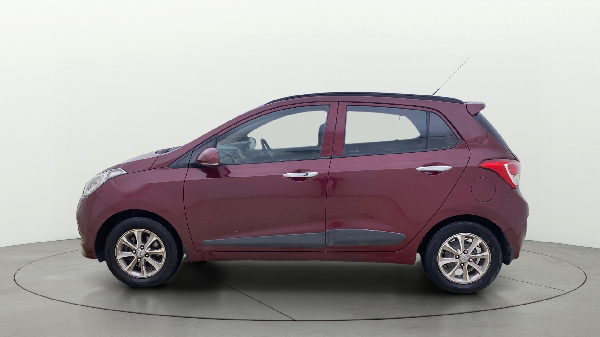 View 2017 Hyundai Grand i10 1.2 Asta Petrol Image 5 Used 2017 Hyundai Grand i10 1.2 Asta Petrol Image 5