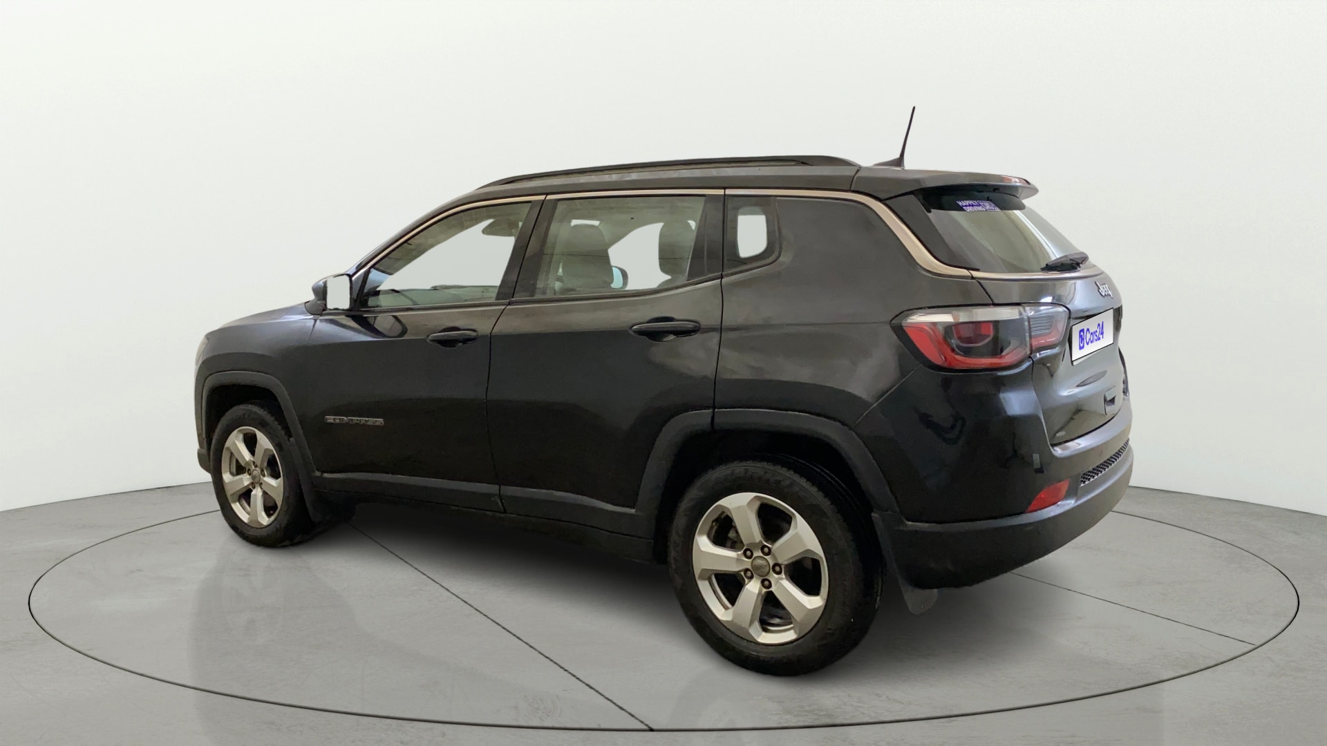 View 2017 Jeep Compass Limited (O)1.4 Multi AIR Petrol DDCT AT BS IV Image 2 Used 2017 Jeep Compass Limited (O)1.4 Multi AIR Petrol DDCT AT BS IV Image 2