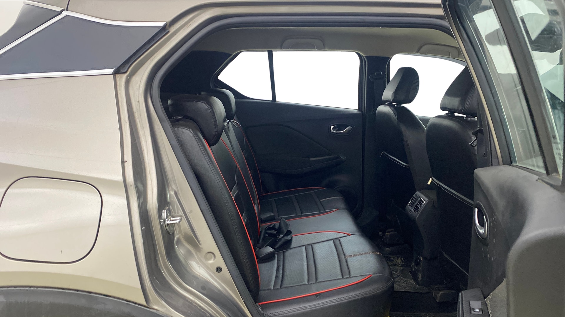 Used 2021 Nissan Kicks Used 2021 Nissan Kicks