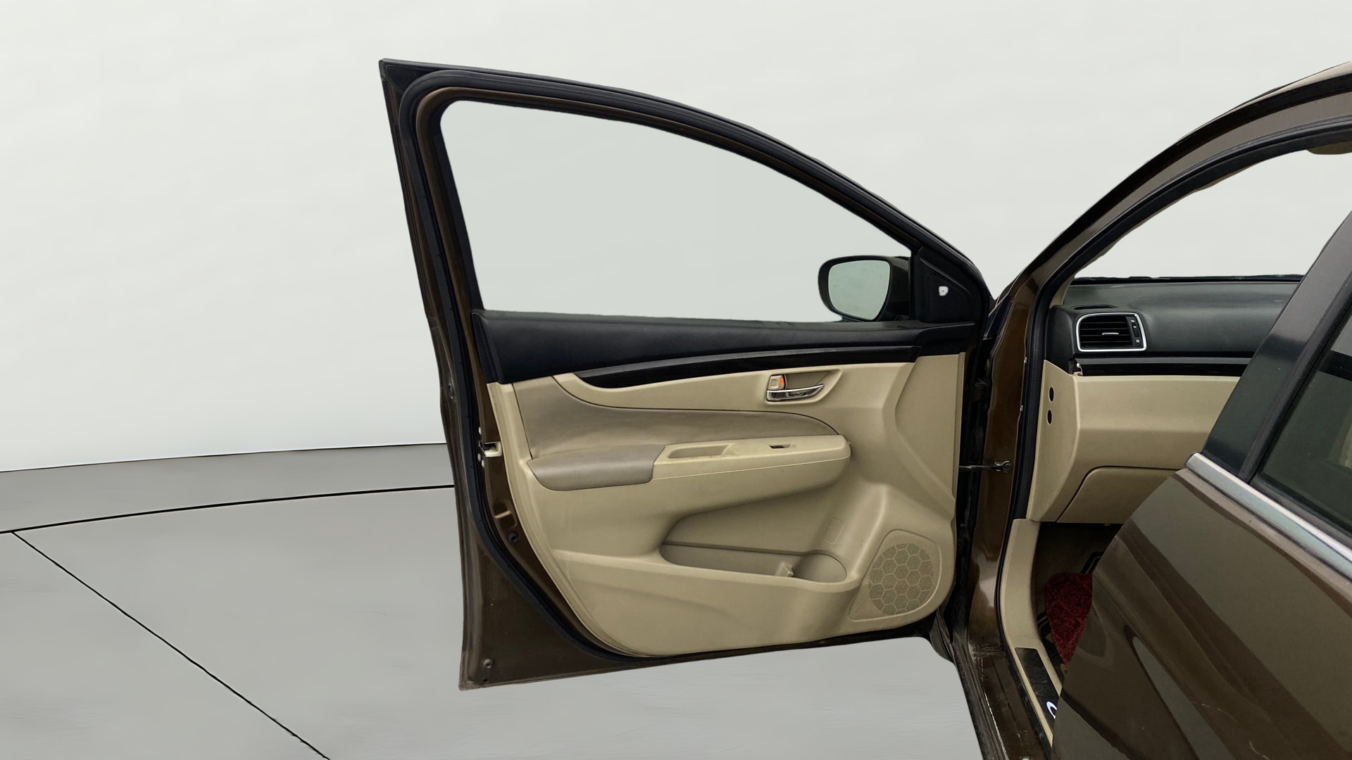 View 2016 Maruti Suzuki 1000 Base Variant Image 31 Used 2016 Maruti Suzuki 1000 Base Variant Image 31