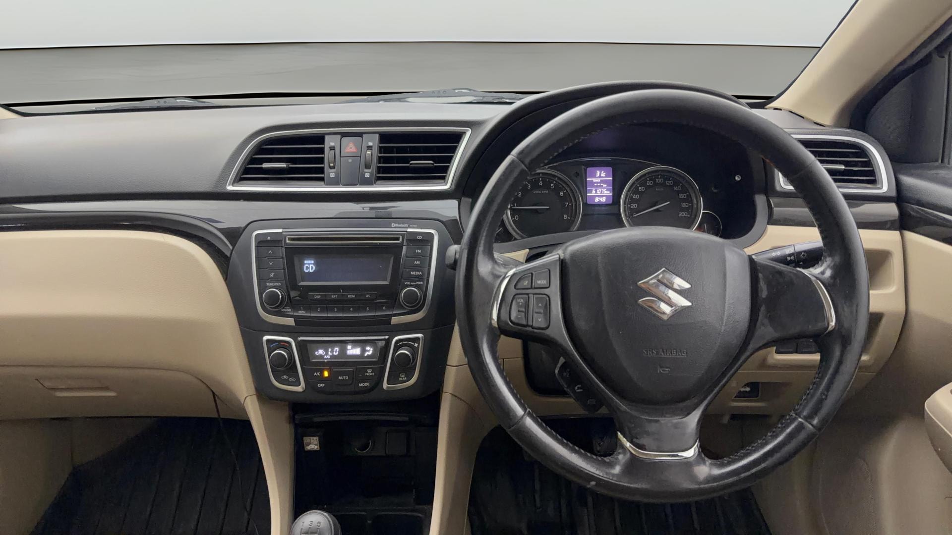 View 2015 Maruti Suzuki 1000 Base Variant Image 20 Used 2015 Maruti Suzuki 1000 Base Variant Image 20