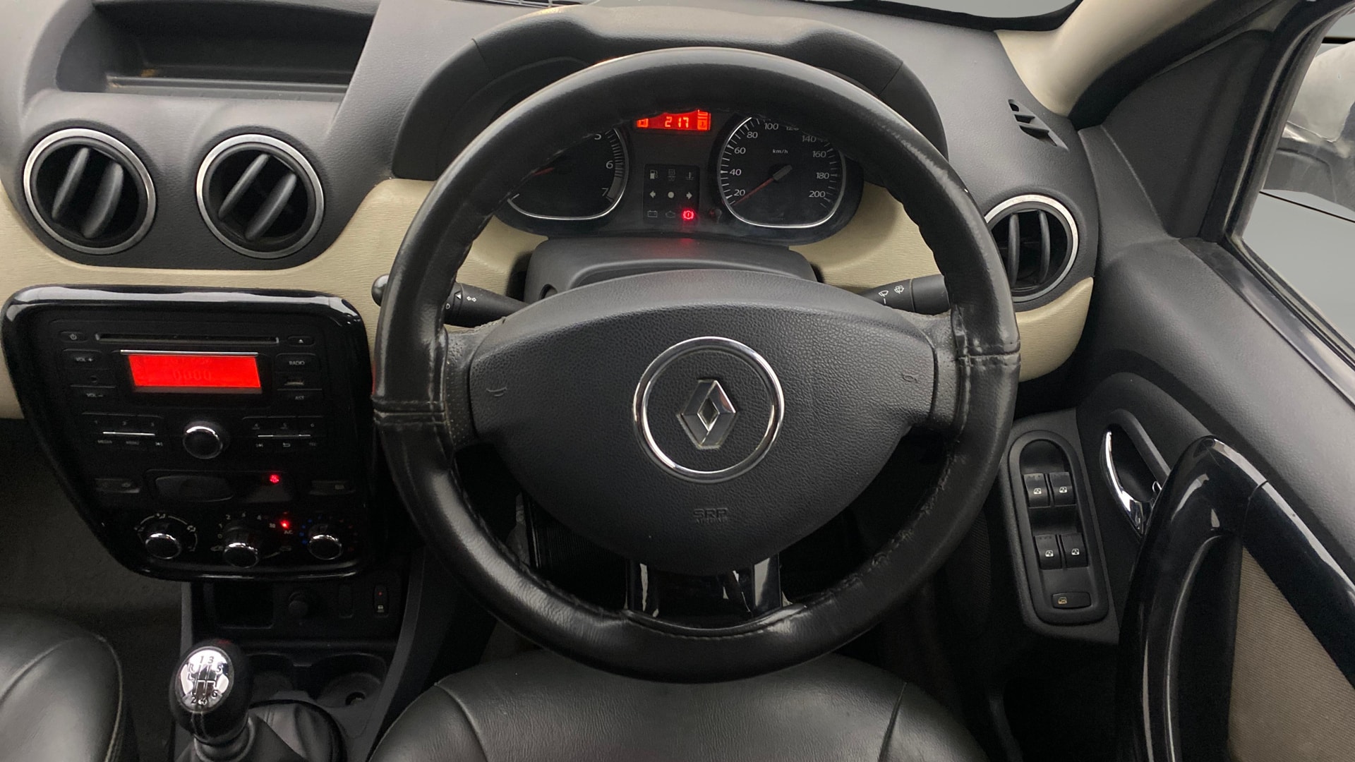 View 2016 Skoda Rapid 1.5 TDI CR Style Plus AT Image 20 Used 2016 Skoda Rapid 1.5 TDI CR Style Plus AT Image 20