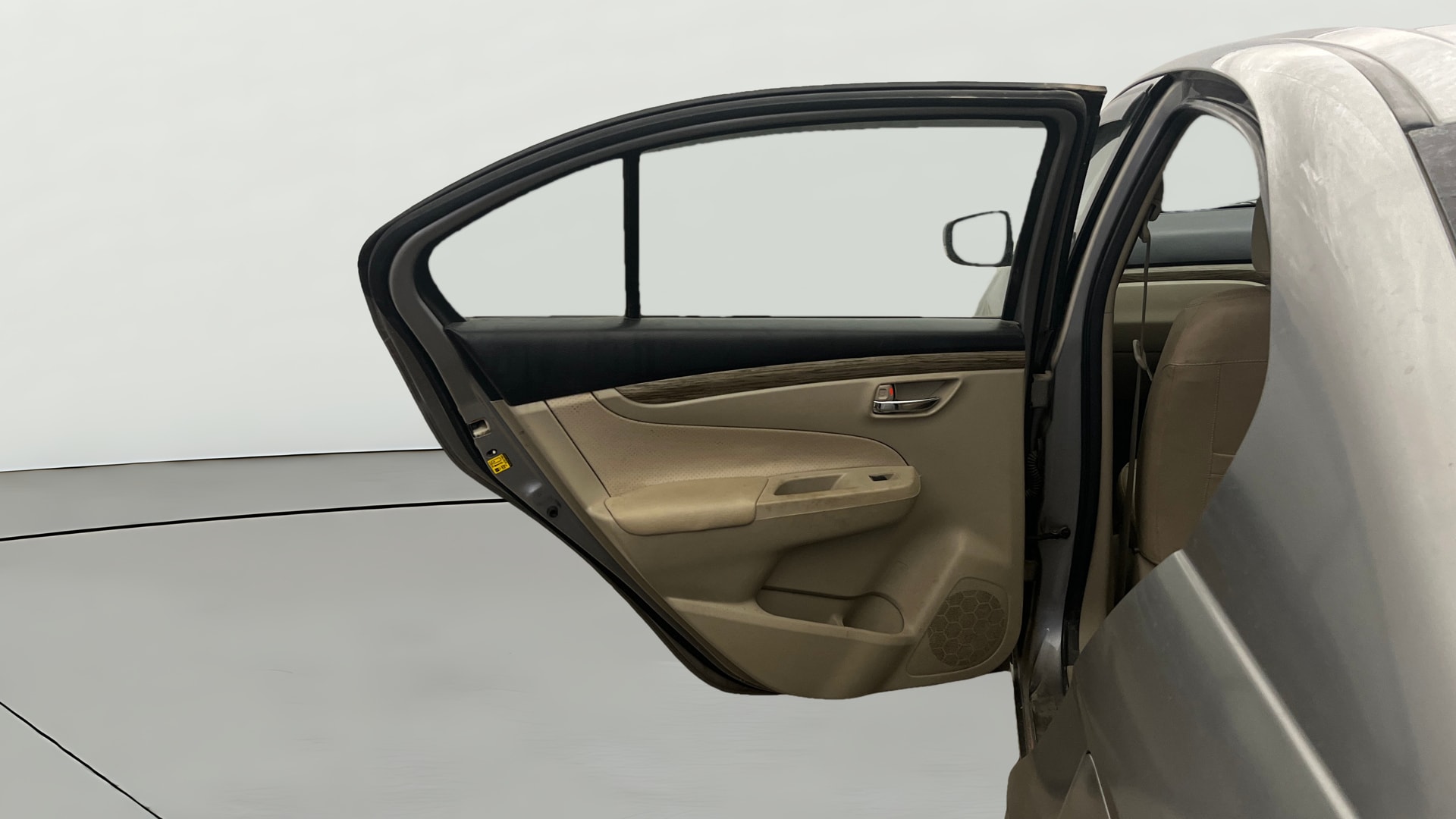 View 2019 Maruti Suzuki 1000 Base Variant Image 15 Used 2019 Maruti Suzuki 1000 Base Variant Image 15