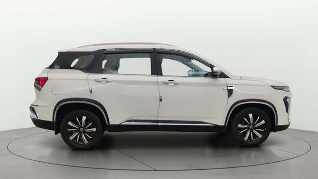 View MG Hector Plus Image 29 Used MG Hector Plus Image 29
