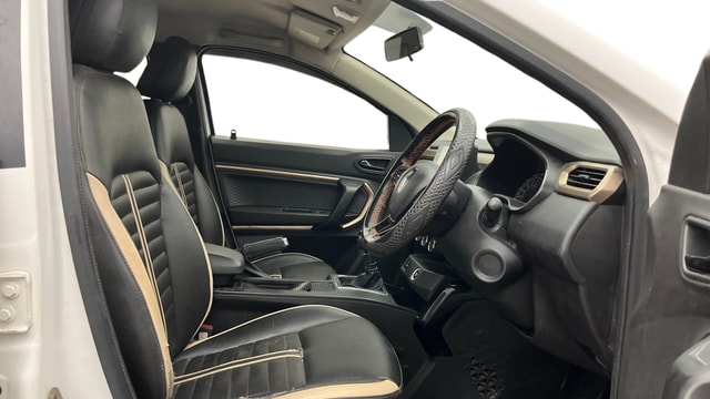 View Renault Kiger Image 17 Used Renault Kiger Image 17