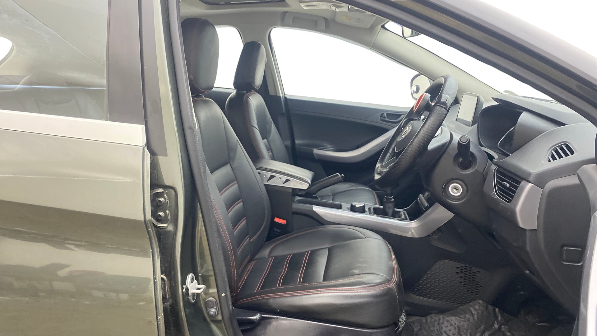 View 2023 Tata Nexon Revotron XE Image 26 Used 2023 Tata Nexon Revotron XE Image 26