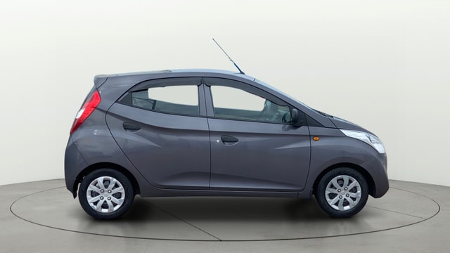 View Hyundai EON Image 8 Used Hyundai EON Image 8