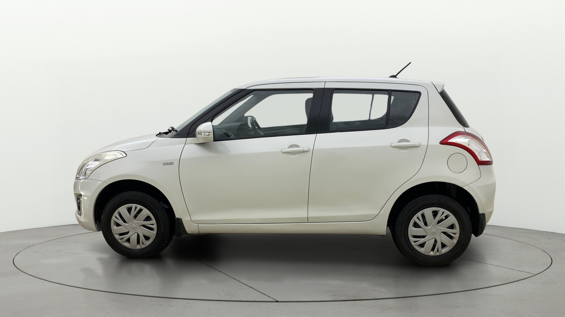 View 2017 Maruti Suzuki 1000 Base Variant Image 5 Used 2017 Maruti Suzuki 1000 Base Variant Image 5