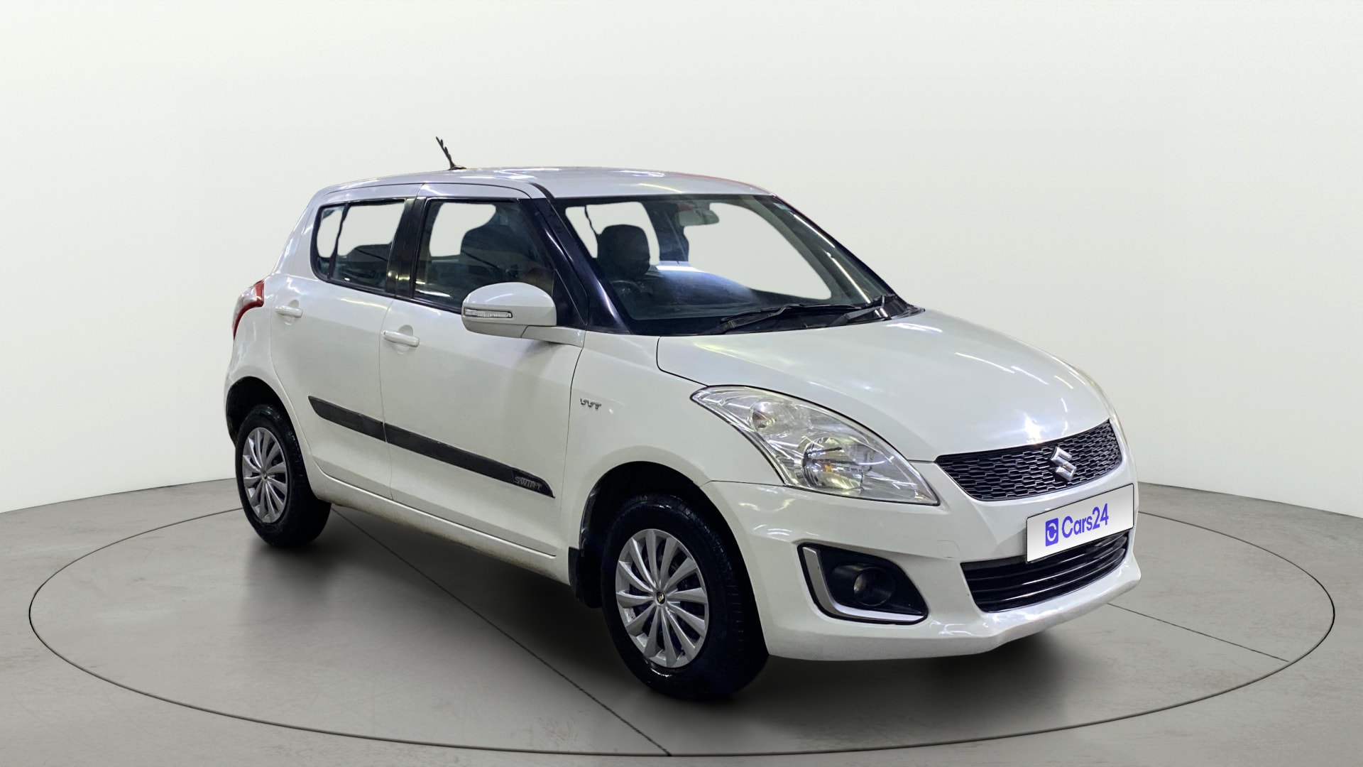 View 2015 Maruti Suzuki 1000 Base Variant Image 24 Used 2015 Maruti Suzuki 1000 Base Variant Image 24