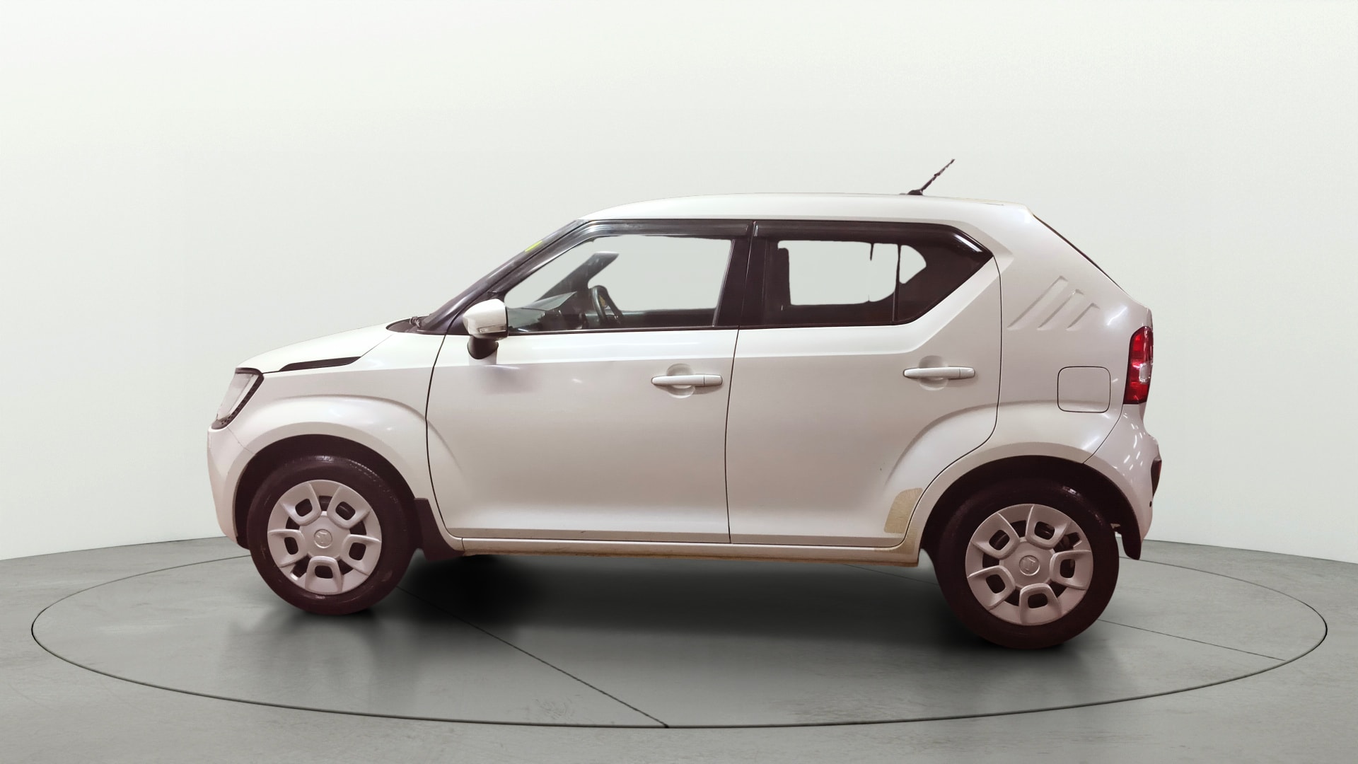 View 2019 Maruti Suzuki 1000 Base Variant Image 5 Used 2019 Maruti Suzuki 1000 Base Variant Image 5