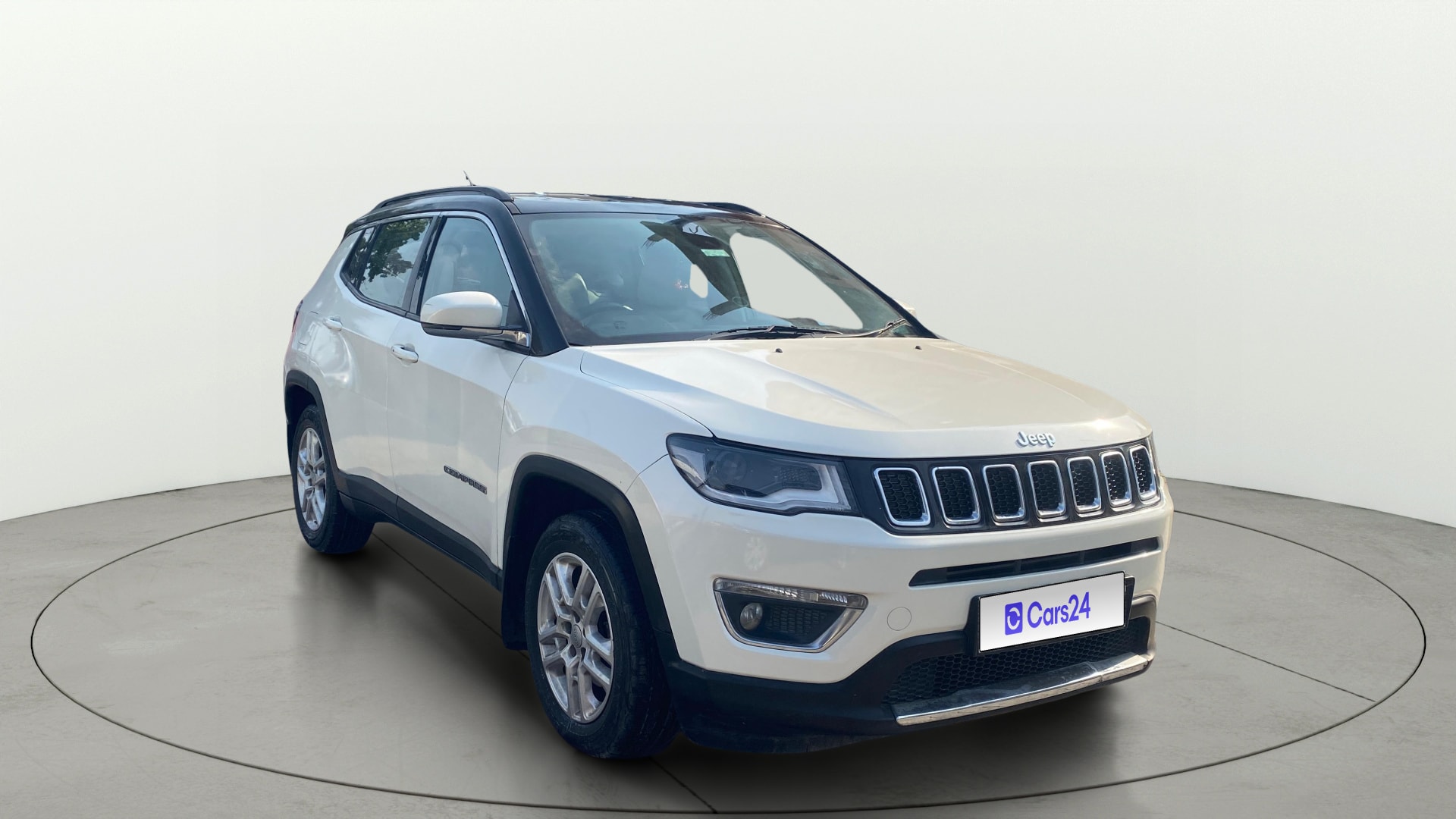 View 2018 Jeep Compass Limited 4X4 (O) 2.0 Diesel BS IV Image 37 Used 2018 Jeep Compass Limited 4X4 (O) 2.0 Diesel BS IV Image 37