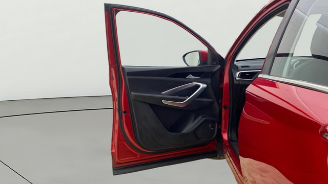 View MG Hector Image 39 Used MG Hector Image 39
