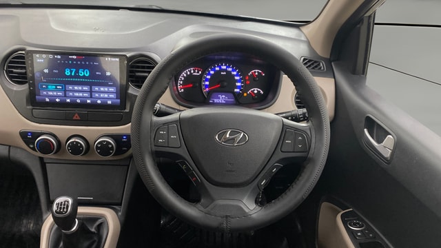 View Hyundai Xcent Image 20 Used Hyundai Xcent Image 20
