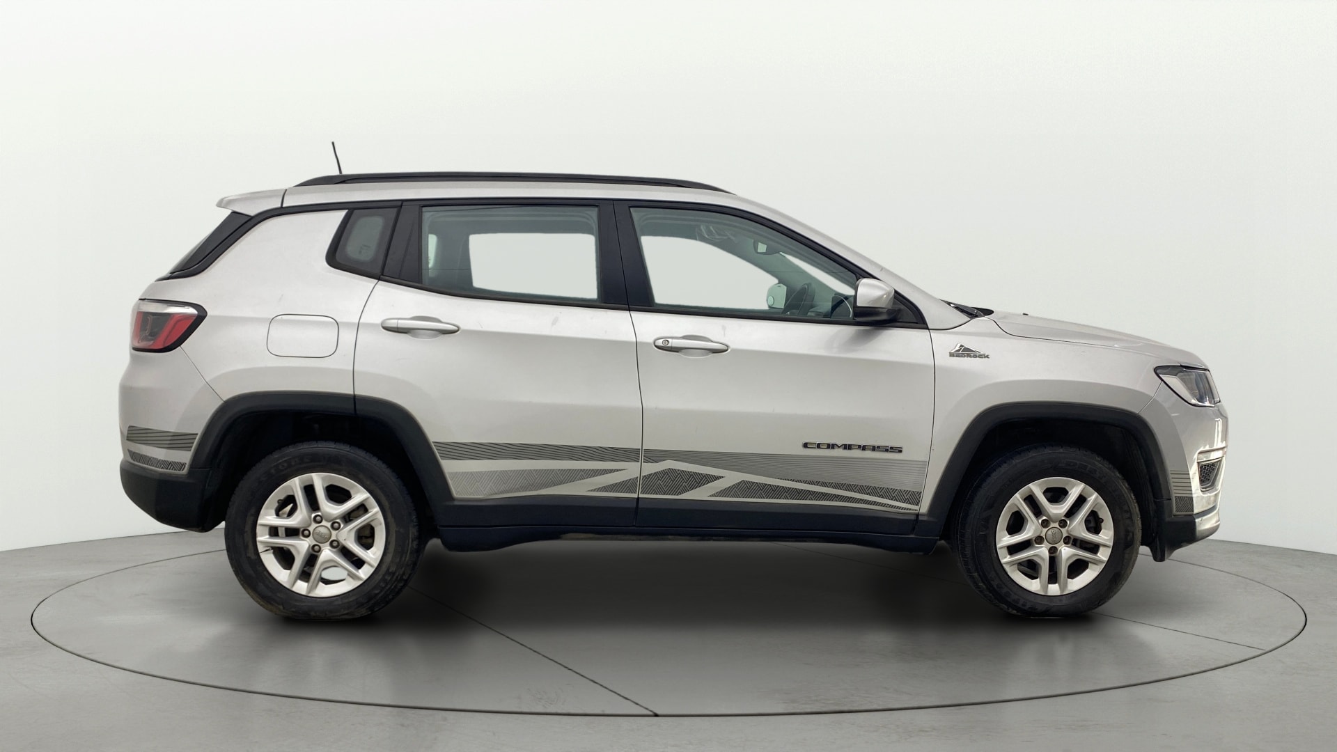 View 2020 Jeep Compass Sport Plus Petrol BS IV Image 8 Used 2020 Jeep Compass Sport Plus Petrol BS IV Image 8