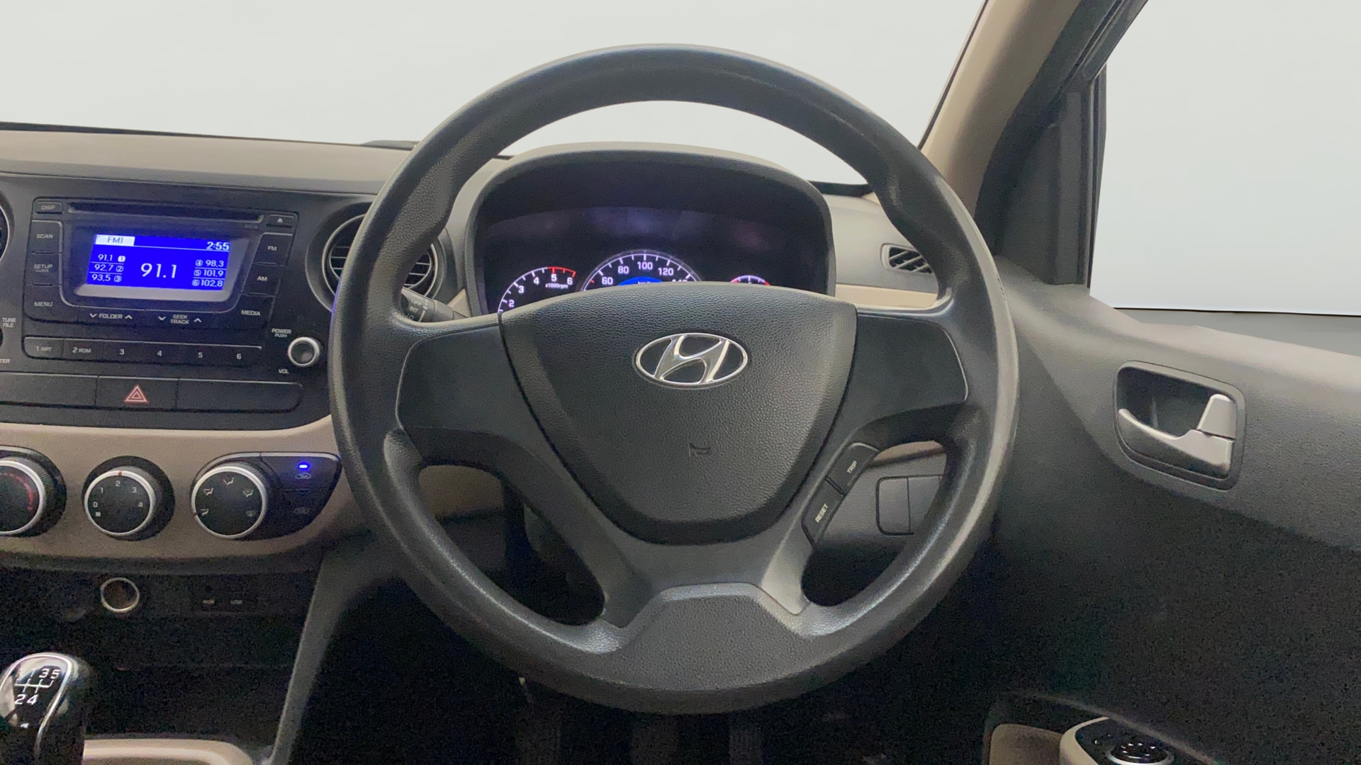 Used 2014 Hyundai Grand i10 Used 2014 Hyundai Grand i10