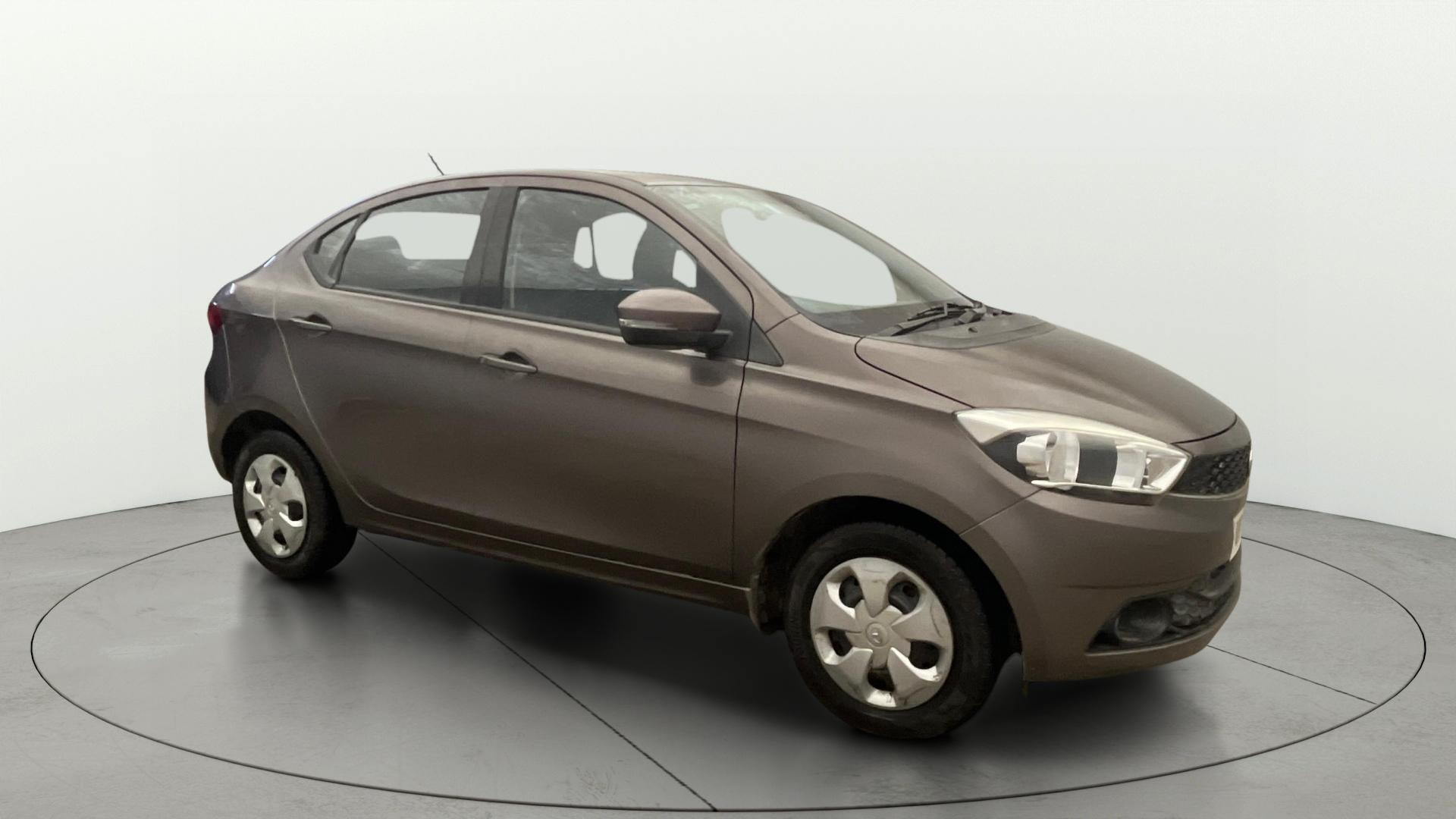 View 2018 Tata Tigor XT Petrol Image 13 Used 2018 Tata Tigor XT Petrol Image 13