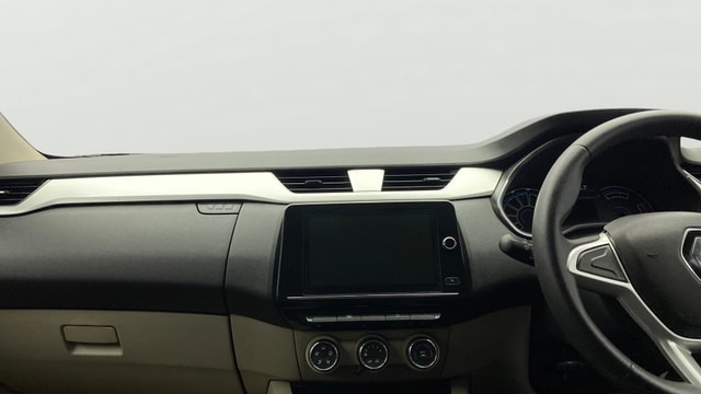 View Renault Triber Image 18 Used Renault Triber Image 18