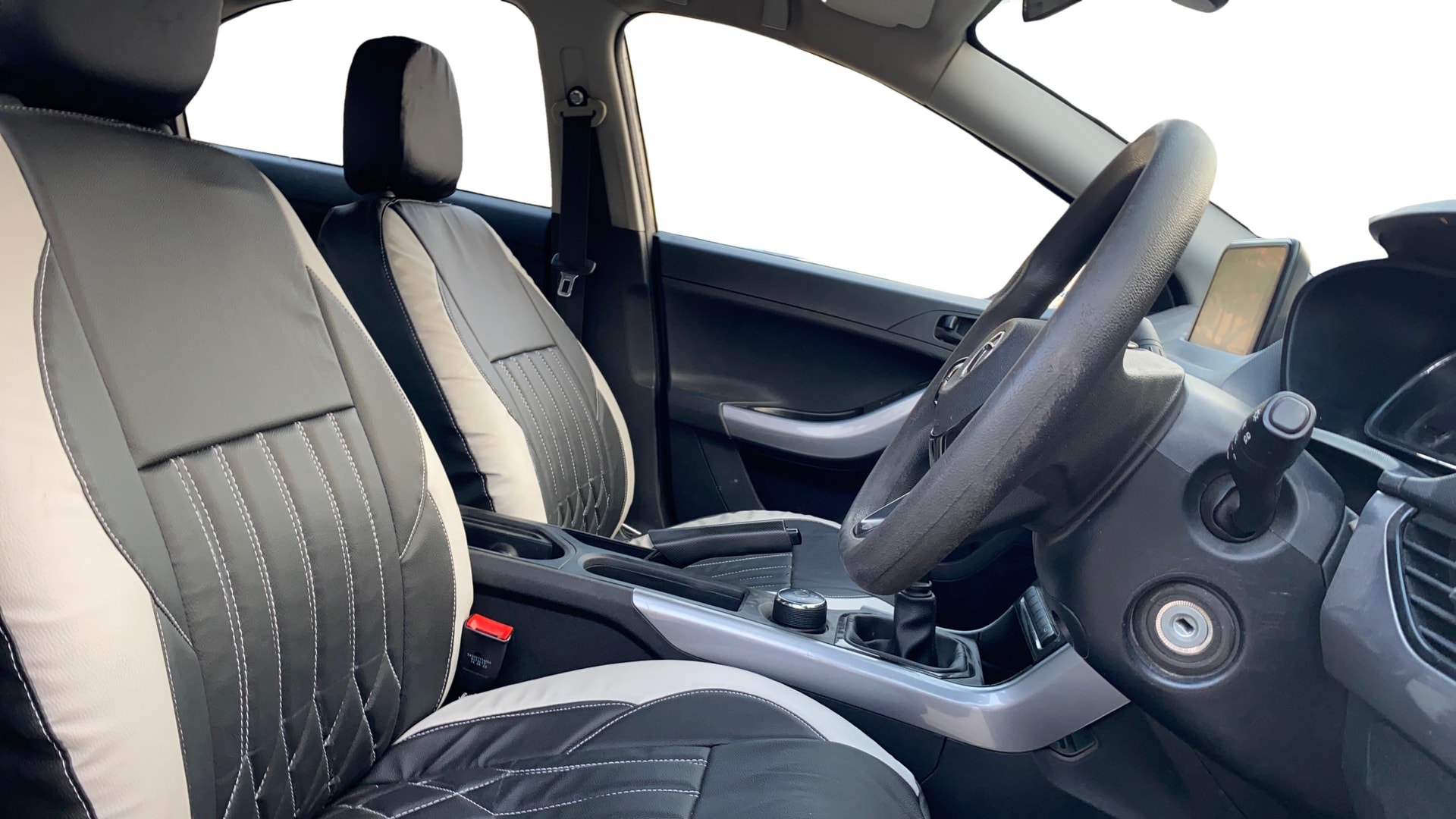 View 2023 Tata Nexon Revotron XE Image 26 Used 2023 Tata Nexon Revotron XE Image 26