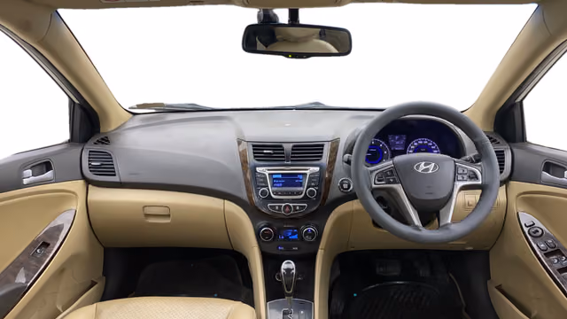 View Hyundai Fluidic Verna Image 15 Used Hyundai Fluidic Verna Image 15