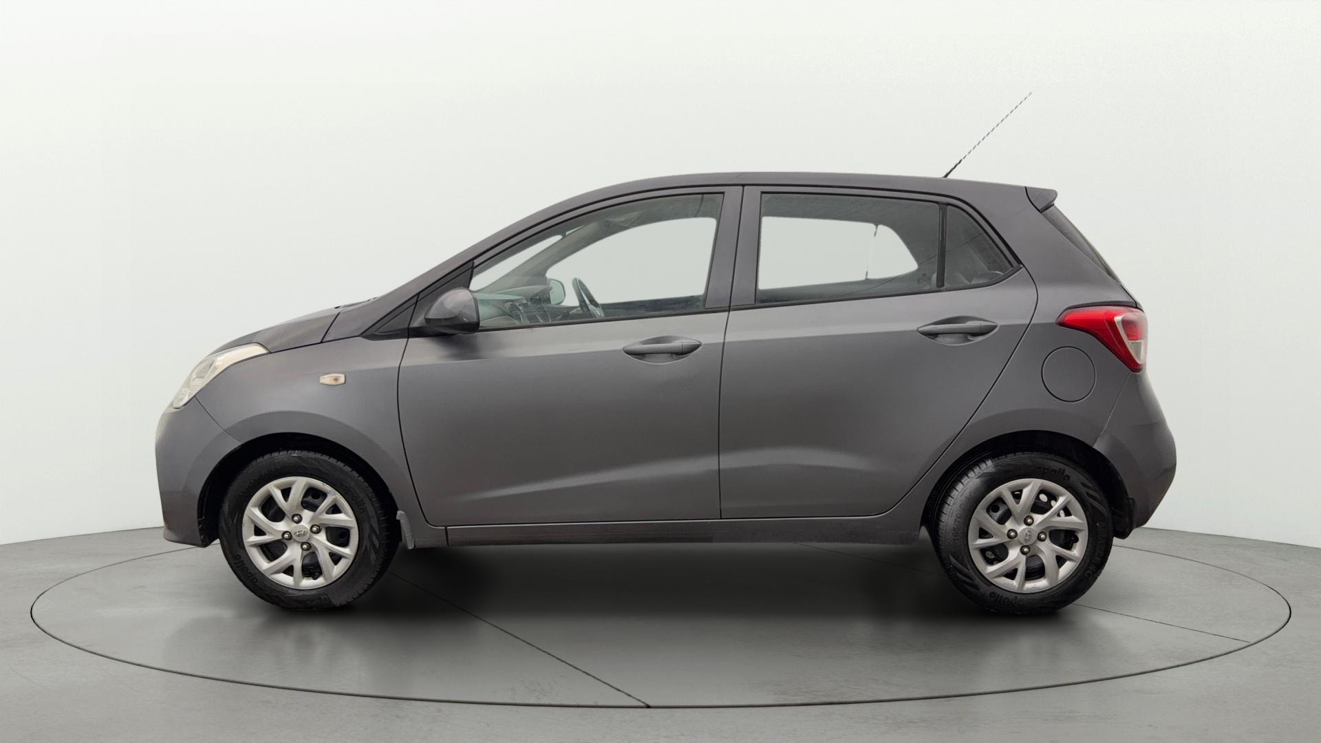 Used 2017 Hyundai Grand i10 Used 2017 Hyundai Grand i10