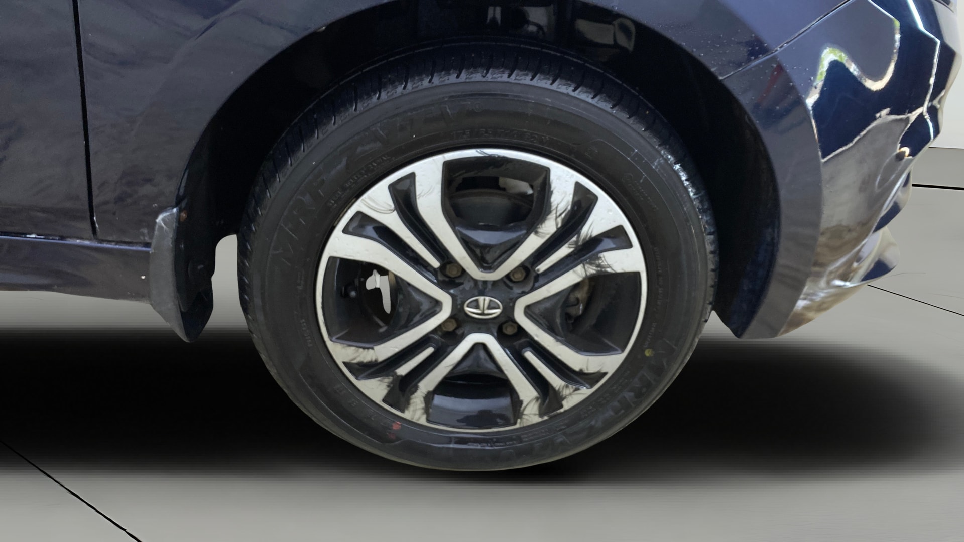 View 2023 Tata Tiago Revotorq XB Image 39 Used 2023 Tata Tiago Revotorq XB Image 39