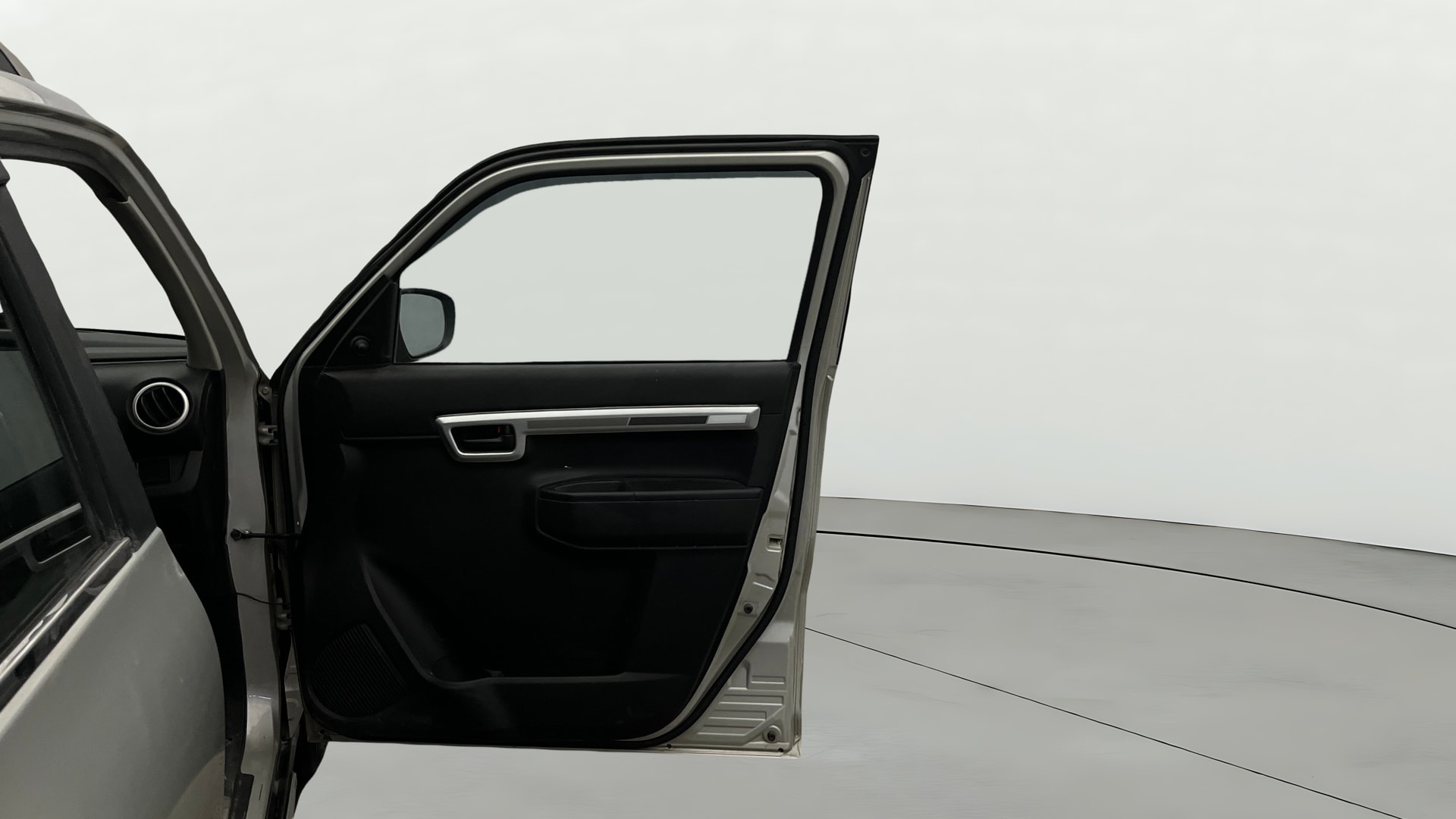 View 2022 Maruti Suzuki 1000 Base Variant Image 44 Used 2022 Maruti Suzuki 1000 Base Variant Image 44