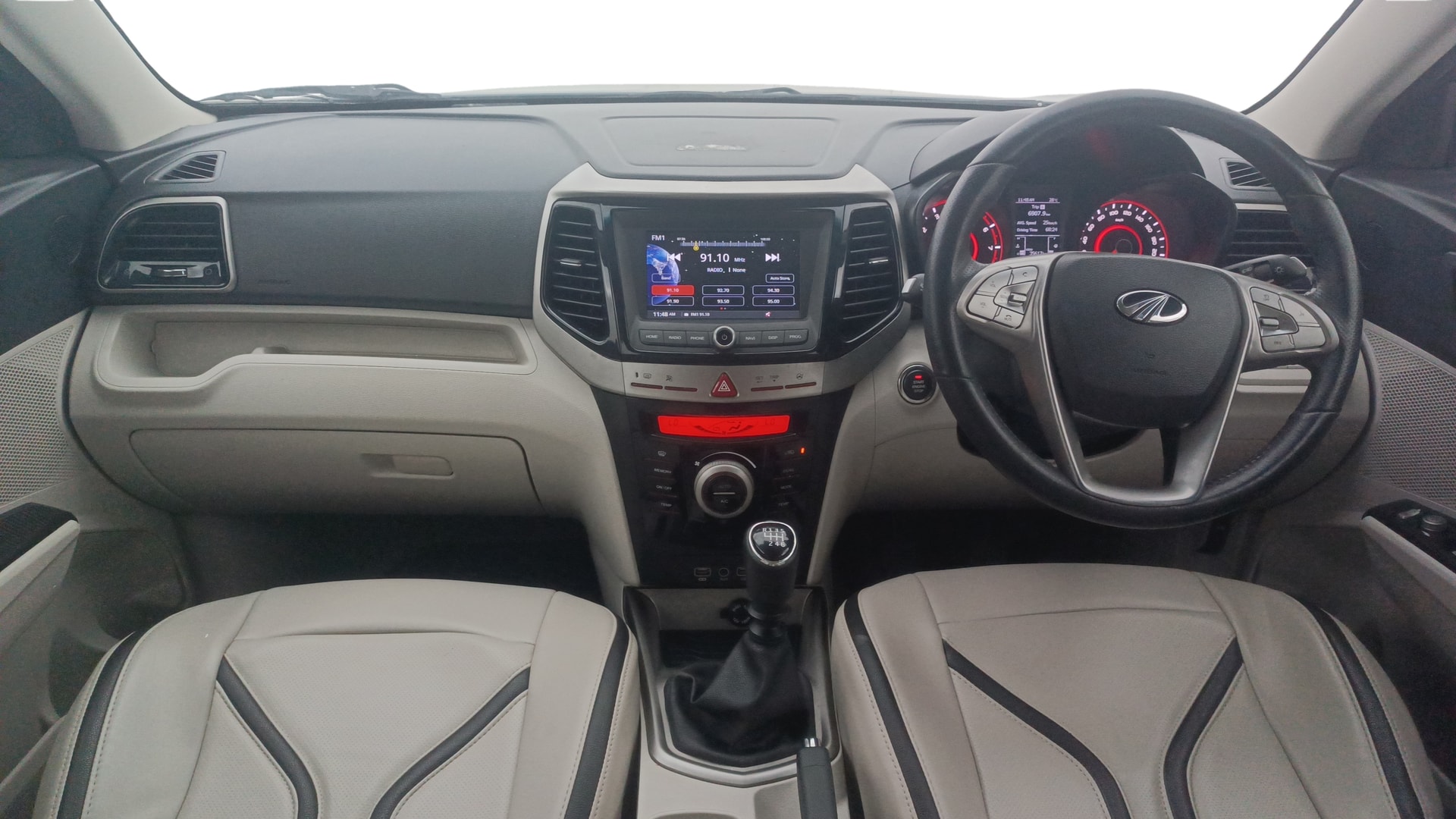 Used 2020 Mahindra XUV300 Used 2020 Mahindra XUV300