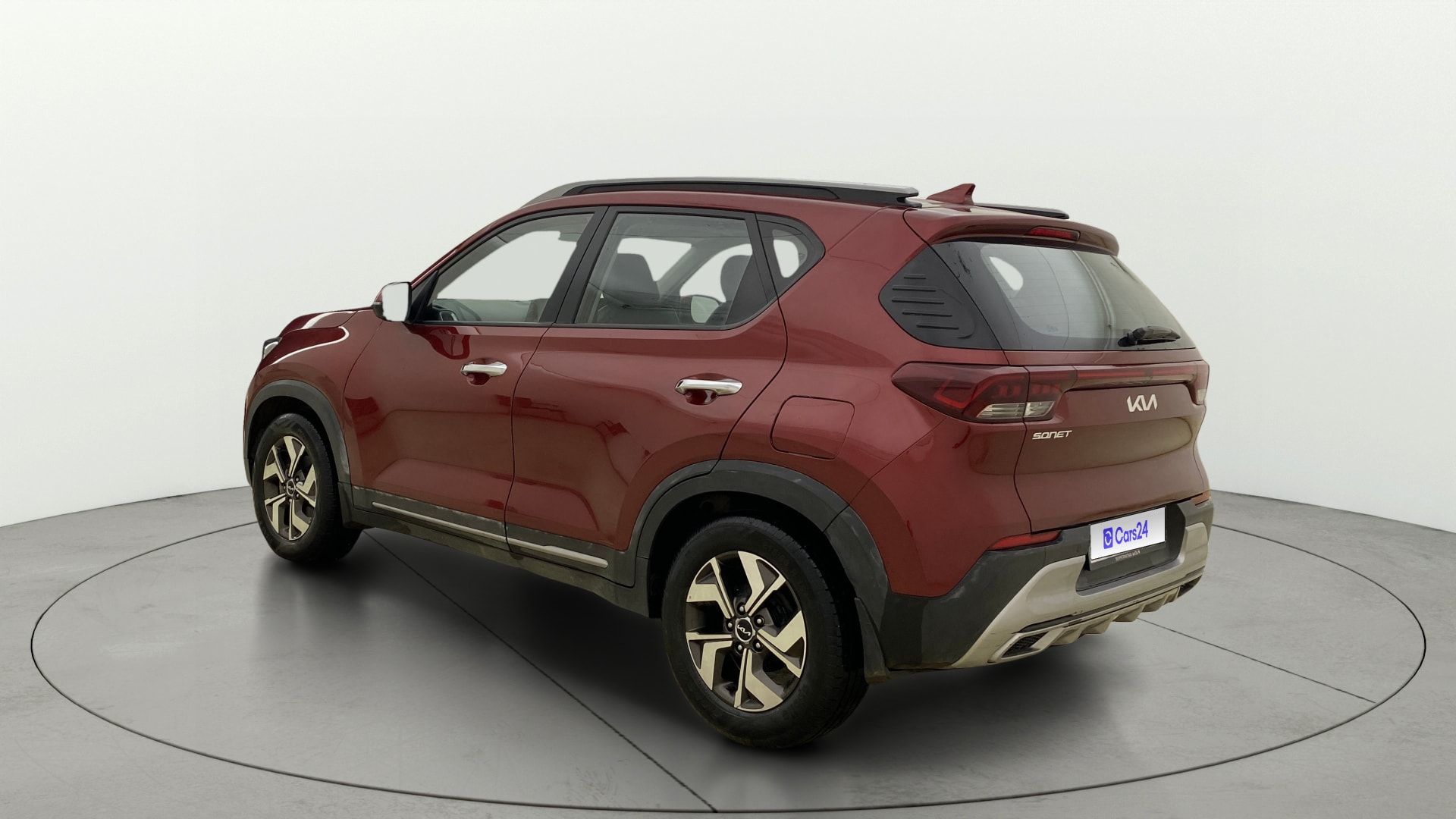 View 2024 Kia Sonet HTE Petrol Image 2 Used 2024 Kia Sonet HTE Petrol Image 2