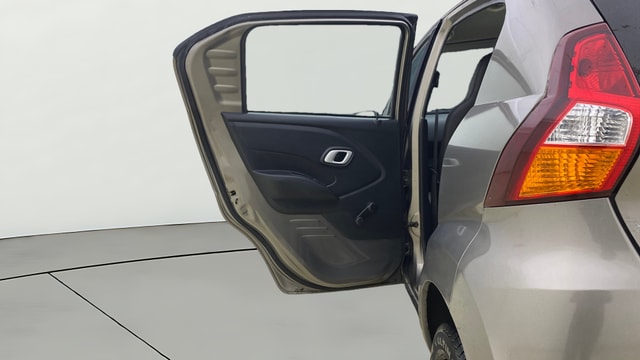 View Datsun Redi GO Image 22 Used Datsun Redi GO Image 22