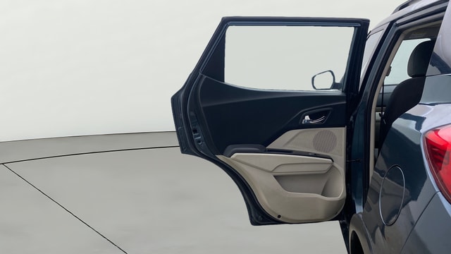 View Mahindra XUV300 Image 22 Used Mahindra XUV300 Image 22